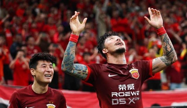 包含风云突变罗马集结日强势反弹；中超版图或变；气氛紧张；赛季目标并未改变的词条-爱游戏平台体验