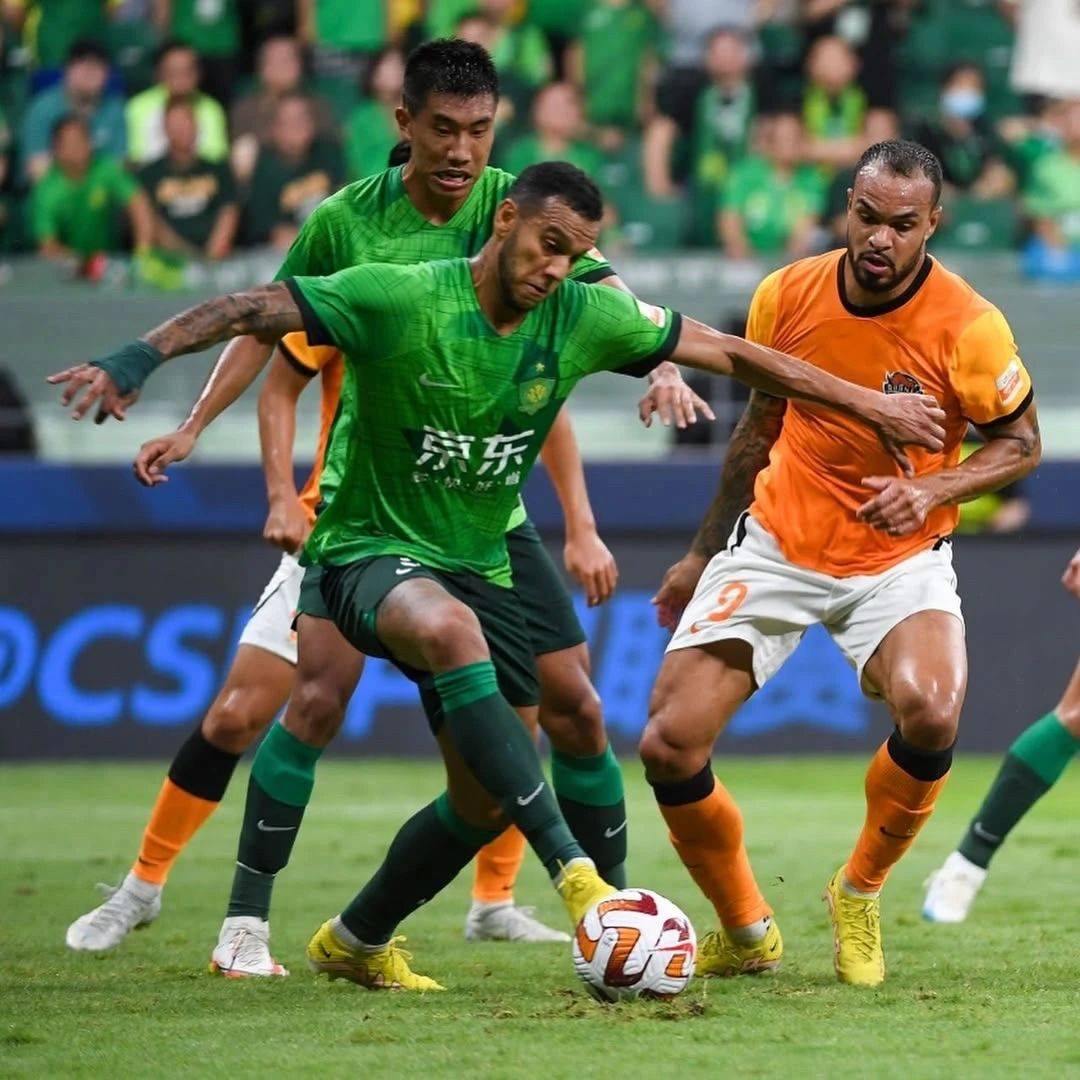 北京国安迎NBA总决赛关键赛,冲刺阶段再遭质疑,赛场秩序良好,更衣室氛围转暖的简单介绍 北京国安迎NBA总决赛关键赛,冲刺阶段再遭质疑,赛场秩序良好,更衣室氛围转暖的简单介绍